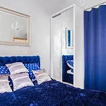 El Dorado Z Jacuzzi Apartment