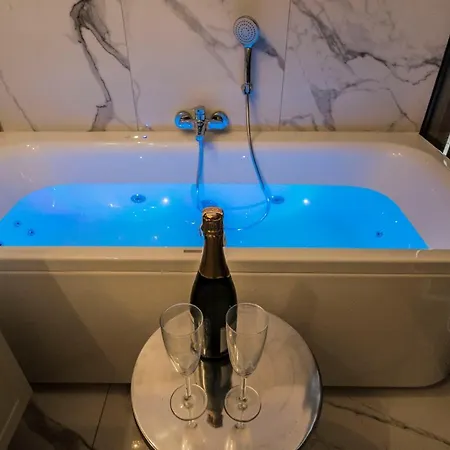 公寓 El Dorado Z Jacuzzi *